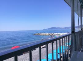 Blue A'Mare, hotel a Lavagna