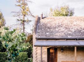 The Stable Lofts, hotel amb aparcament a Carrick