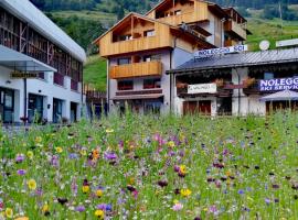 Residence & Wellness 3MILA, hotel i Peio Fonti