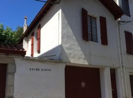 Etchebarne – obiekt B&B w mieście Saint-Jean-de-Luz