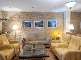 알데아다빌라 데 라 리베라에 위치한 호텔 Hotel La Jara-Arribes