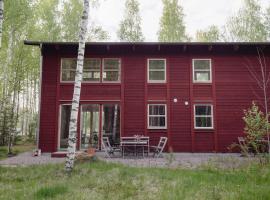 STF Tåtorp Cafe & Logi Göta Kanal, cottage in Tåtorp