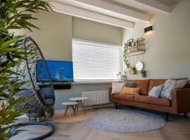 Beach Bungalow Ohana - private garden - close to local Lake, Dunes and Beach, μπανγκαλόου σε Noordwijkerhout