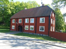 Mangelgårdens B&B, hotel in Söderköping