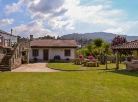 Casinha do Eido Novo - Alojamento Local, holiday home in Valença