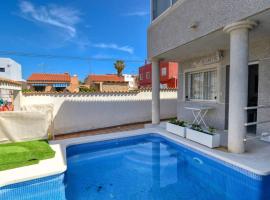 Bungalow Con Piscina Privada a 10 Min Playa, hotell i La Mata