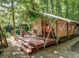 Glamping Safari - Africa House, hotel a Zlín