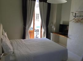Room with a vue, smještaj s doručkom u Nici