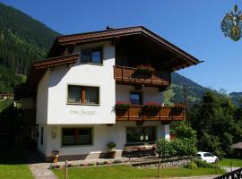 Haus Sonja, ski resort in Finkenberg