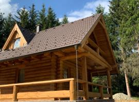 Gyurka Kisrönkház, hotel with hot tubs in Ispánk