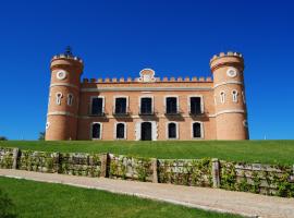 Castillo de Monte la Reina Posada Real & Bodega, hotel v destinaci Toro