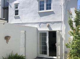 The Cottage, hotel sa Redruth