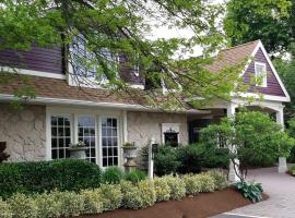 The Inn at Leola Village, a Historic Hotel of America, hotel v destinaci Lancaster