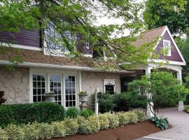 The Inn at Leola Village, a Historic Hotel of America, hotel in Lancaster