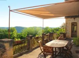 Maison de 4 chambres avec piscine partagee et jardin amenage a Saint Cybranet