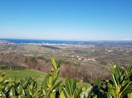 Apartma PANORAMA, hotel en Marezige