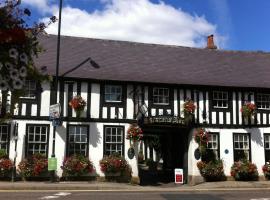 The Saracens Head Hotel, B&B/chambre d'hôtes à Southwell