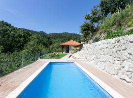 Casa de Fundões - Gerês, hotel cerca de Lago Canicada, Gerês