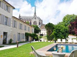 Hotel Le Saint Gelais – hotel w mieście Angoulême