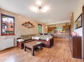 Willa Hania, Sun & Snow