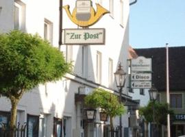 Hotelrestaurant zur Post, hotel v destinaci Langquaid