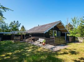 4 person holiday home in Skjern, hotel a Skjern