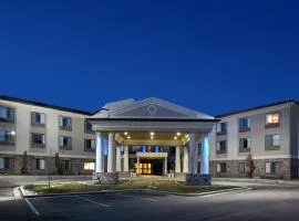 Holiday Inn Express Airport East by IHG