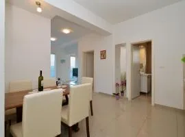 Apartman Lunga, Murter