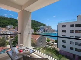 Apartments Djuro Rafailovic