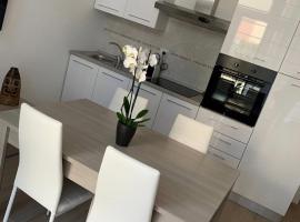 Le bougainvillea 2, hotel v destinaci Corbetta