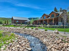 Renovated Historic Cabin about 25 Miles to Park City!, vacation rental in Samak