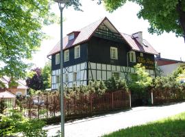 Willa Anna, bed and breakfast en Szczawno-Zdrój