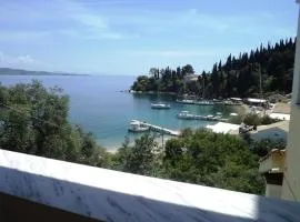 Nikolas sea view studios Agnibay