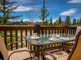 Keystone Condo on Golf Course with Mountain View, apartment in Keystone