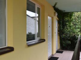 Hostel Malva, hostel in Łomianki