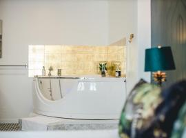Les Précieuses Suites & Spa I, ξενοδοχείο στην Αβινιόν