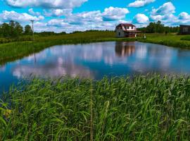 Domek u Mariusza, family hotel in Wronka