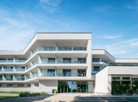 Sport Hotel Velence, hotel Velencén