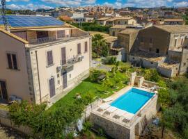 Villa Rosaria Rooms: Noto'da bir otel