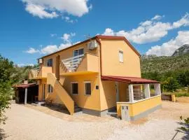 Apartmani Manita Paklenica