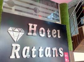 Hotel Rattans Regency, отель в городе Roorkee