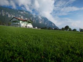 Agriturismo Florandonole, hotel v destinaci Fai della Paganella