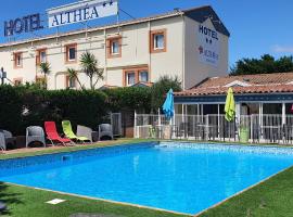Hôtel Althea - Piscine et Sauna: Béziers şehrinde bir otel