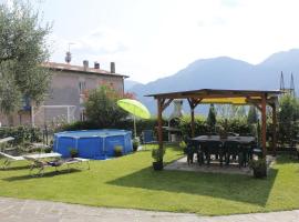 Casa della Chicca, hotel in Mandello del Lario