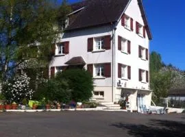Lenard Charles Bed & Breakfast