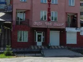 Над Вичов