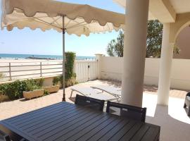 Belle villa sur vaste plage Palavas Montpellier、パラヴァ・レ・フロのコテージ