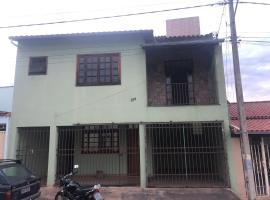 HOSTEL DO PAPAI 2, holiday rental in Lavras