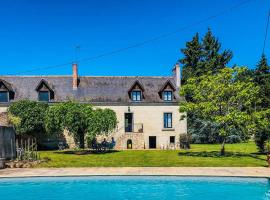 La Grange aux Moines, hotel dekat Château de Cinq Mars, Berthenay