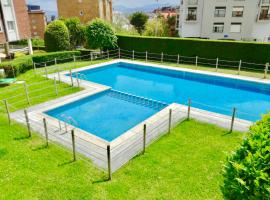 Apartamento Valdenoja Playa Sardinero, hotel em Santander